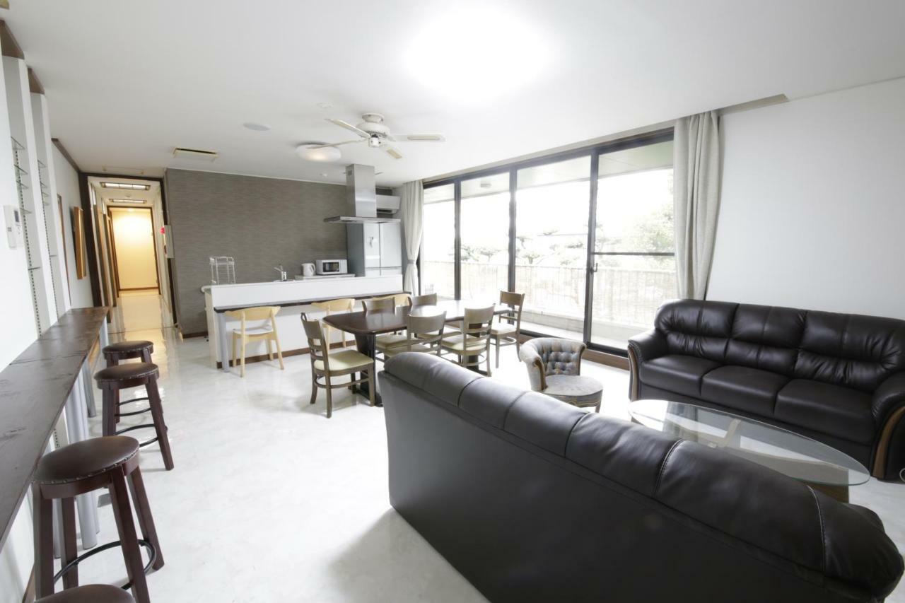 Guest House Hakozaki Garden Fukuoka  Exterior photo
